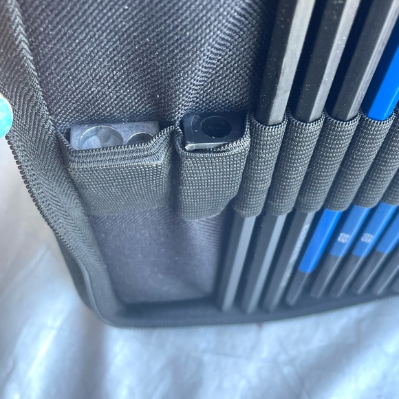 H & B Drawing Pencils Set 34 Pcs Sketch Pencils and Drawing Kit (incomplete) Set - Picture 4 of 5